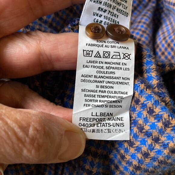 LL Bean Women's Plaid Flannel Shirt, Size XL, Blue Black Tan Cotton Pockets - Picture 11 of 11